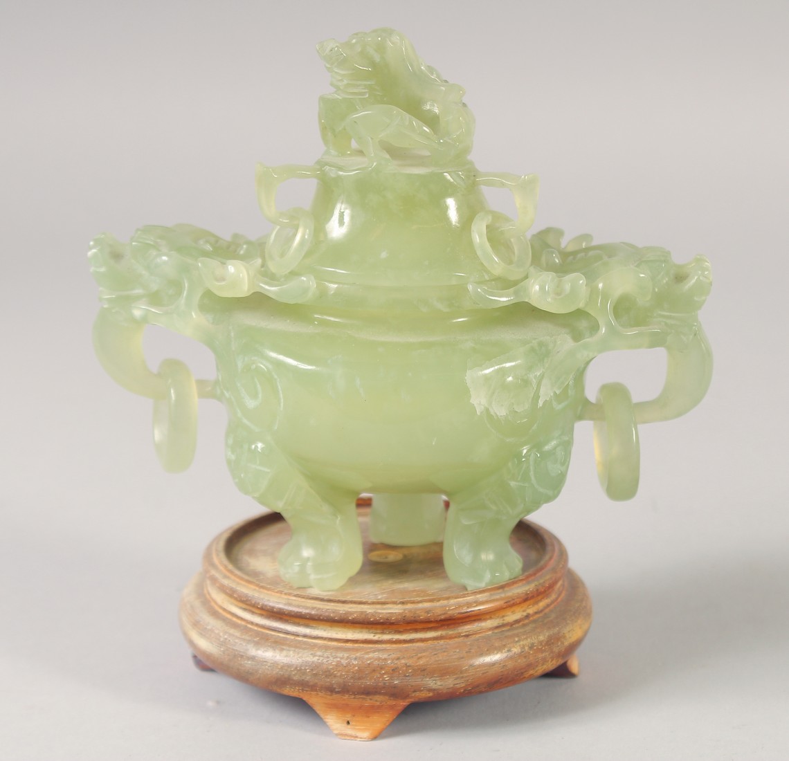 A CARVED JADE KORO AND COVER, with drop ring handles, together with hardwood stand. - Image 3 of 6