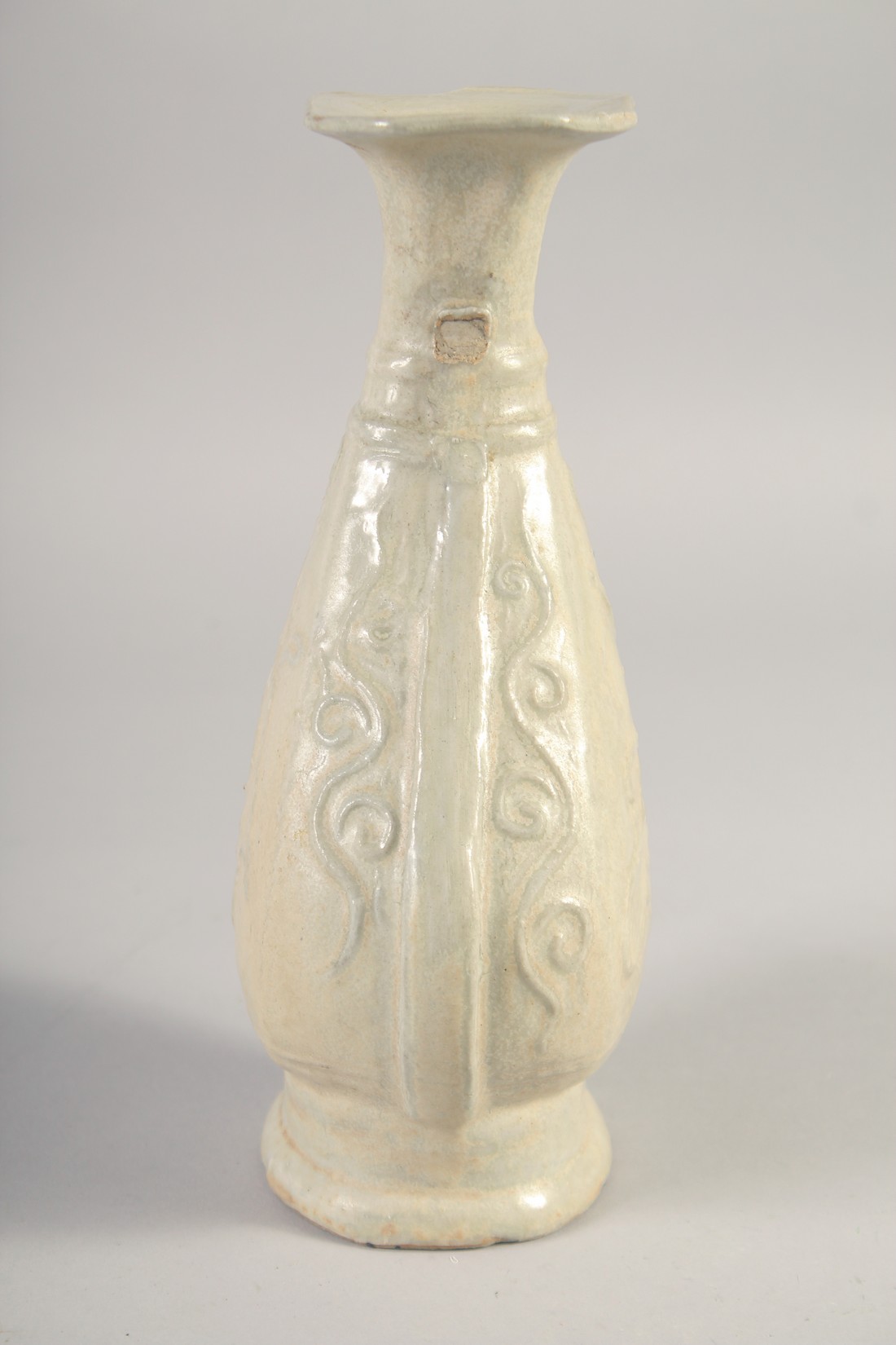 A CHINESE GLAZED POTTERY VASE, with relief decoration, (af) 23cm high. - Image 4 of 6