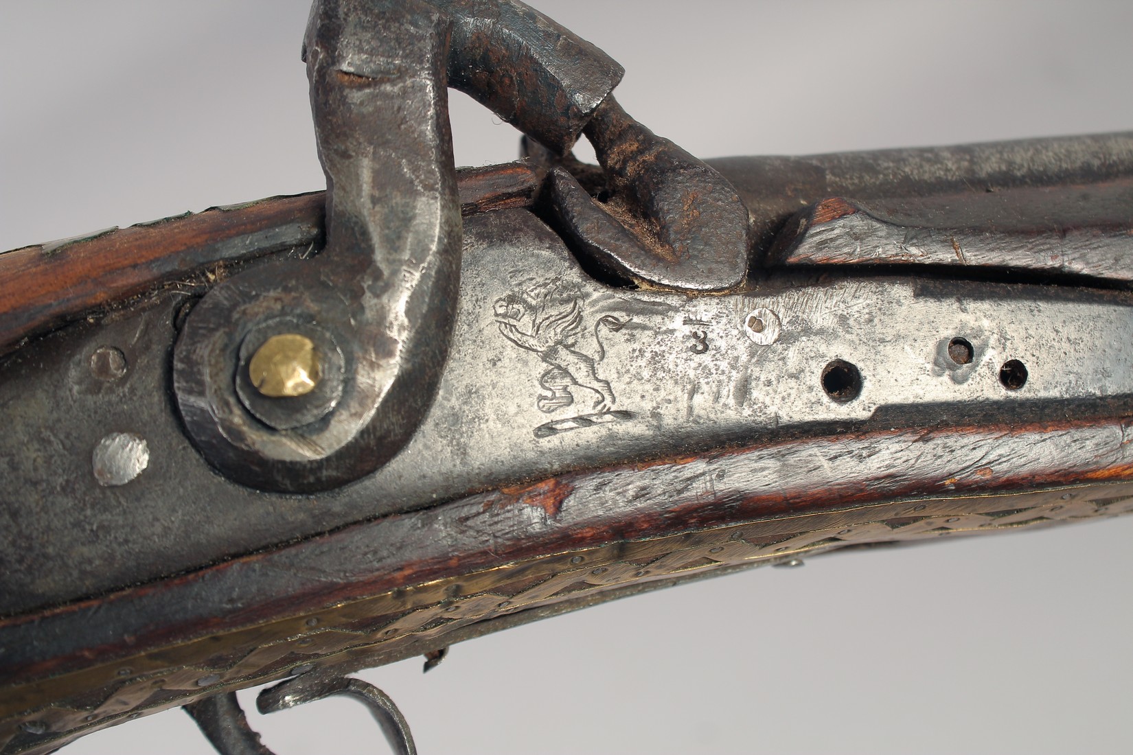 A LATE 19TH CENTURY AFGHAN JEZAIL TYPE RIFLE with later European percussion cap lock mechanism, - Image 8 of 11