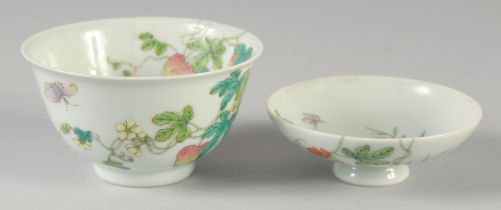 A CHINESE FAMILLE ROSE TEA BOWL AND ASSOCIATED COVER, Daoguang mark and possibly of the period, bowl