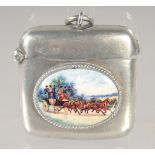 AN EDWARD VII SILVER PLAIN VESTA CASE with an oval enamel of coach and horses. 1.5ins x 1.5ins.