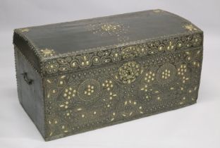 A GOOD 17TH /18TH CENTURY LEATHER BOUND DOME TOP TRUNK, the hinged top opening to reveal a void
