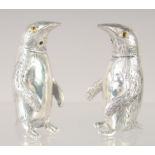 A PAIR OF 800 PENGUIN SALT AND PEPPERS. 1.5ins high.