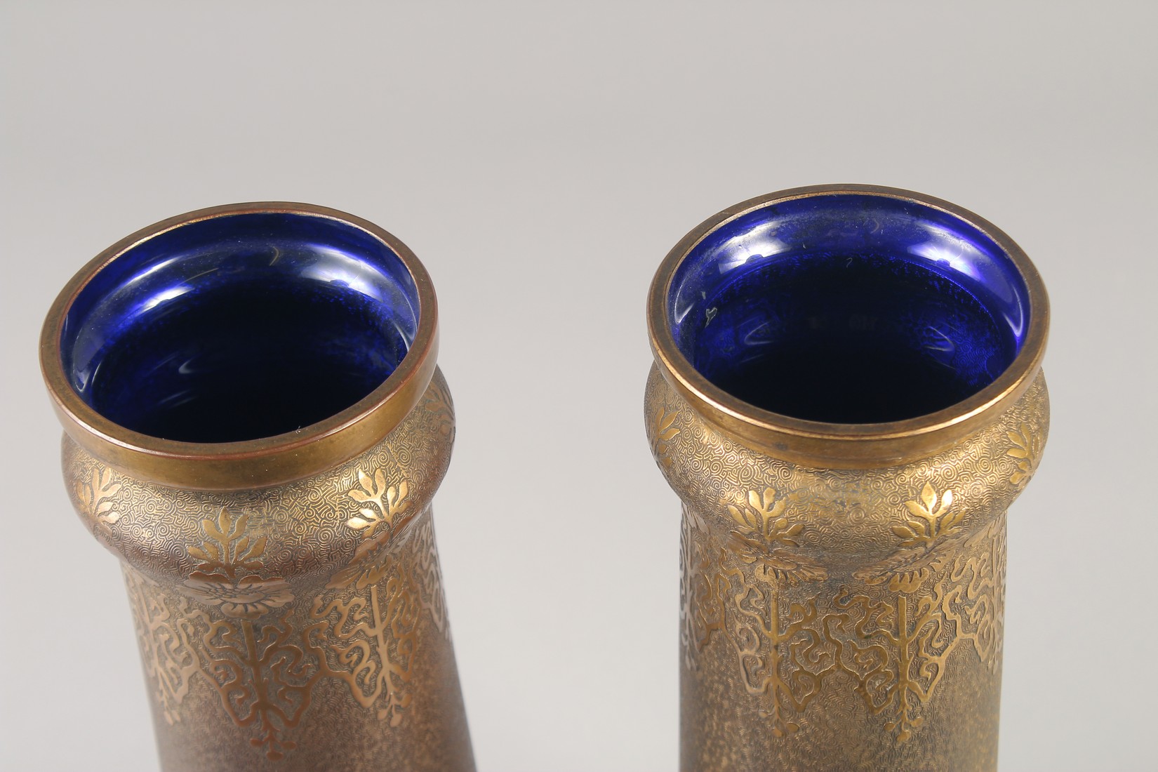 A SUPERB PAIR OF VAL ST. LAMBERT - GALVANO PLASTIE METAL AND ENAMEL VASES. 13ins. - Image 4 of 5