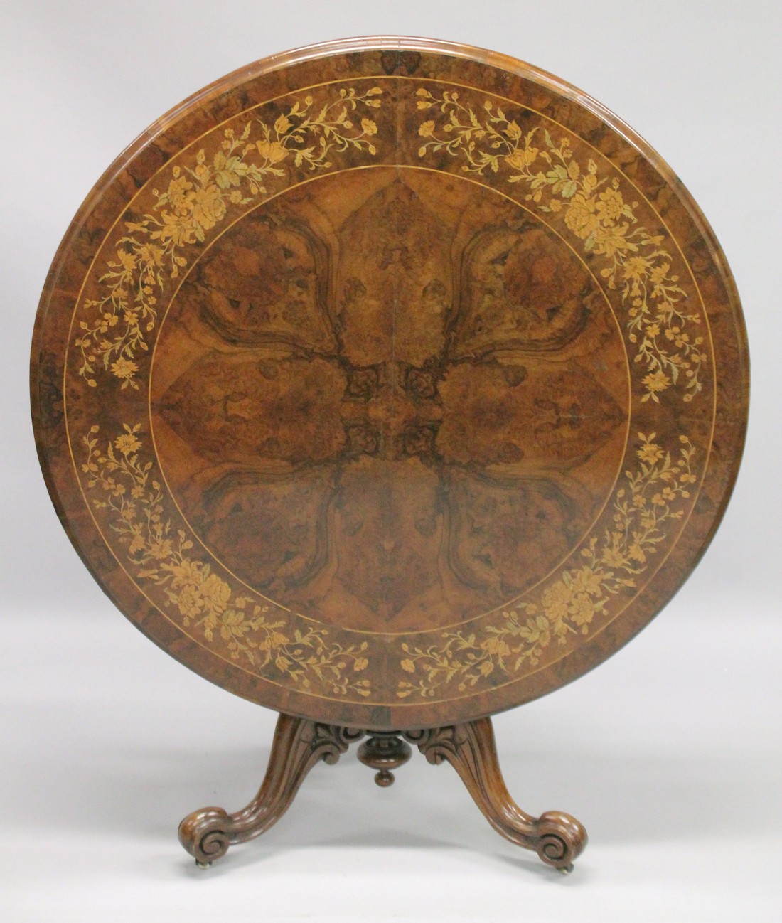 A GOOD VICTORIAN FIGURED WALNUT AND MARQUETRY CIRCULAR LOO DINING TABLE with quartered marquetry top - Image 2 of 6