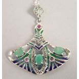 A SILVER EMERALD PLIQUE-A-JOUR NOUVEAU STYLE PENDANT AND CHAIN.