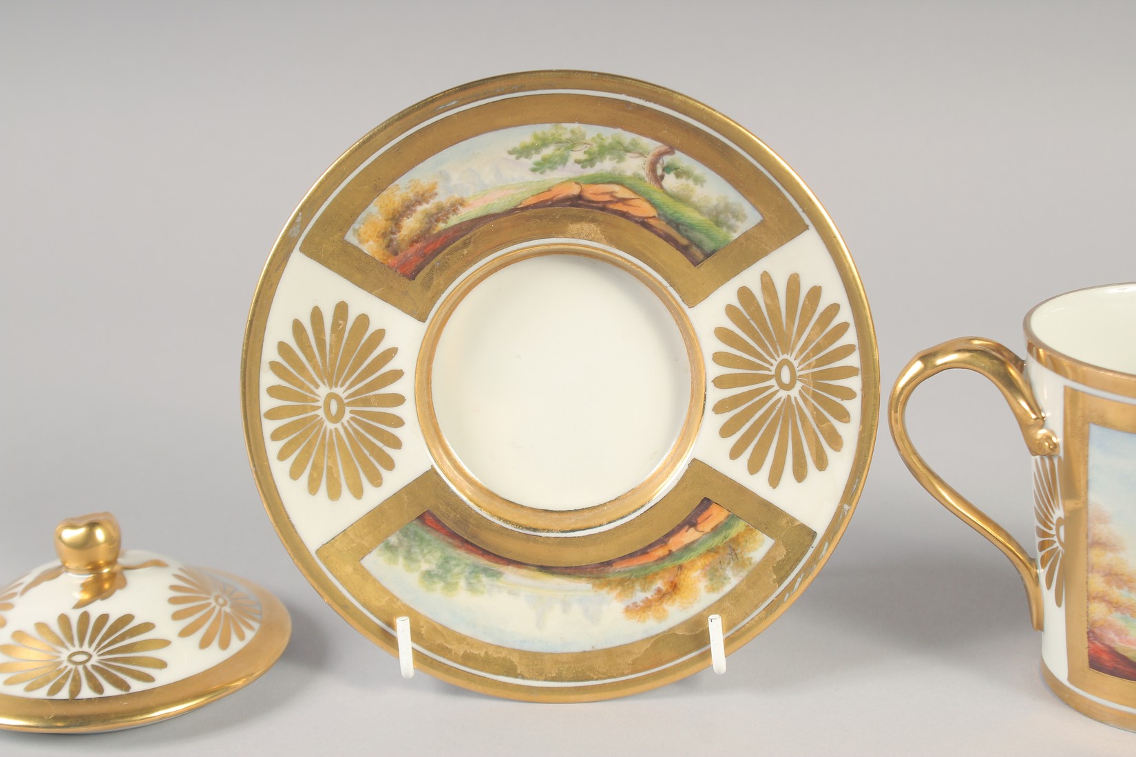 A 19TH CENTURY PARIS PORCELAIN COVERED CHOCOLATE CUP AND STAND, the saucer and cup each with two - Image 5 of 8