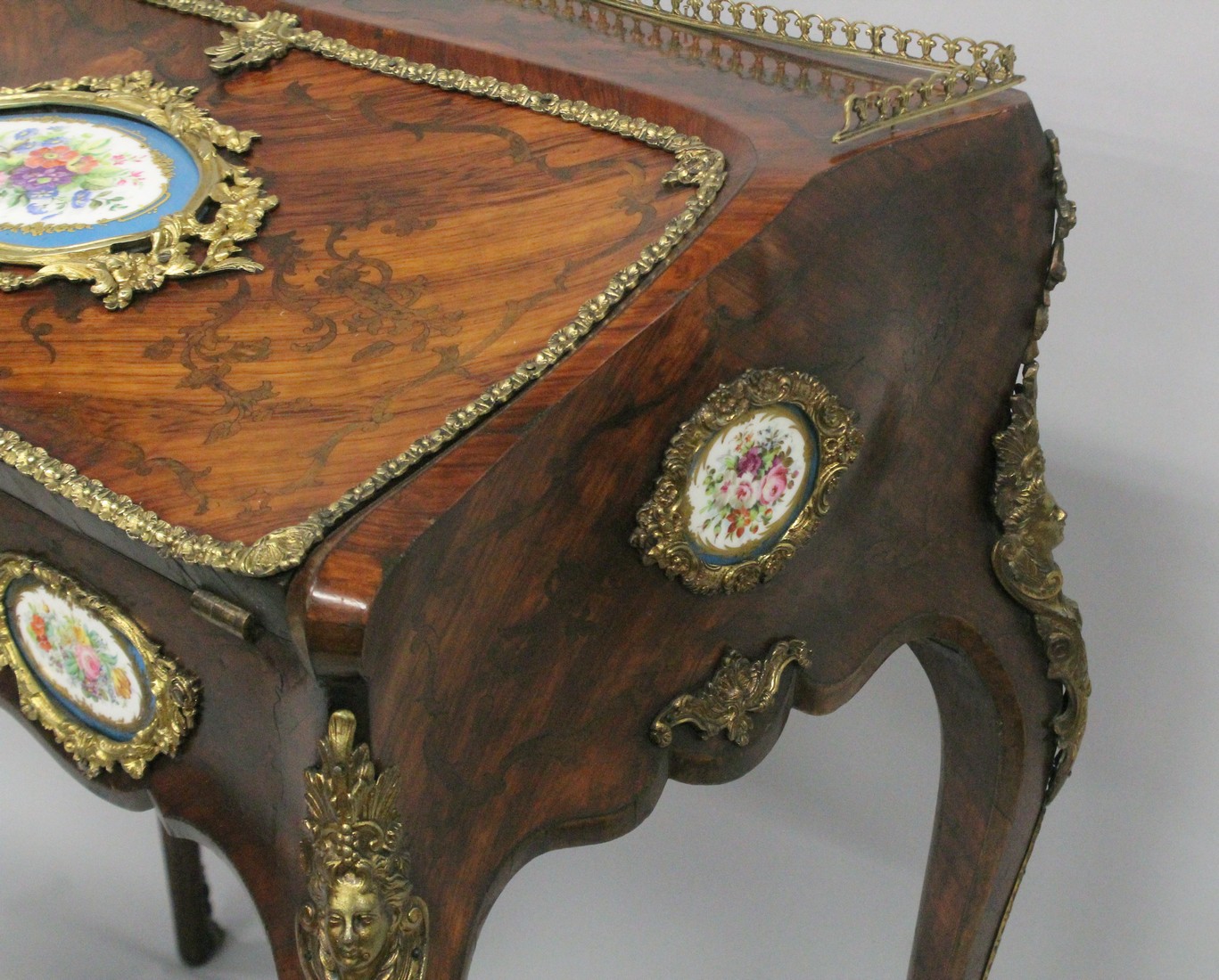 A SUPERB 19TH CENTURY LOUIS XVI STYLE KINGWOOD BUREAU with brass grill, ormolu mounts and inset with - Image 10 of 12