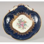 AN 18TH CENTURY WORCESTER WET BLUE SHELL SHAPED DISH painted with flowers under an elaborate gilt