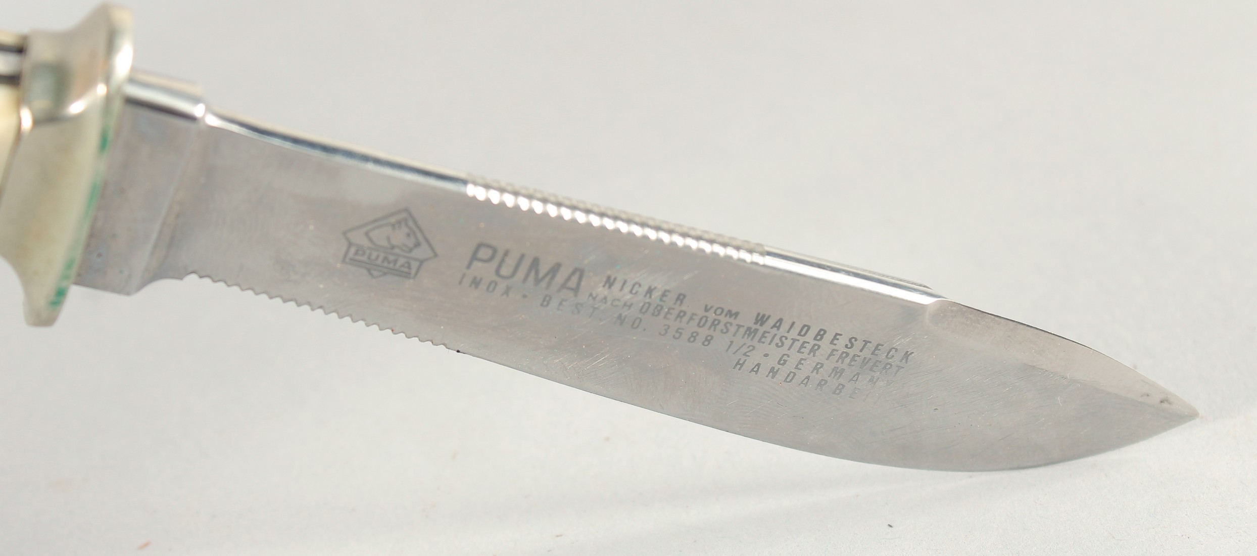 ORIGINAL-PUMA-WAIDBLATT KNIFE AND PUMA NIKER VOM WAIDBESTECK KNIFE, both with antler handles 12" - Image 4 of 8