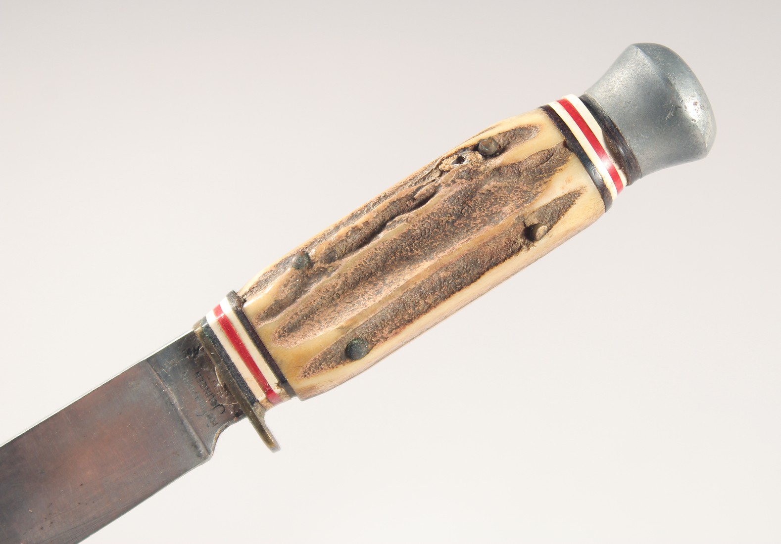 A KINFE, with antler handle carved with a rabbit, REFWAPPEN SOLINGEN, 7.5" long, in a leather - Image 3 of 5