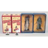 A PAIR OF FRENCH AND ENGLISH CAST SOLDIERS BOXED, and a pair of red coats boxed, (4).