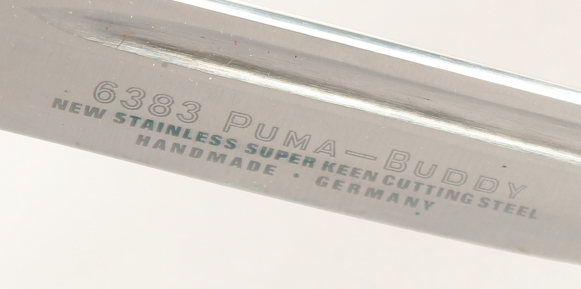 THE 6383 PUMA BUDDY KNIFE, with super keen cutting steel, antler handle in a leather sheath. - Image 3 of 5