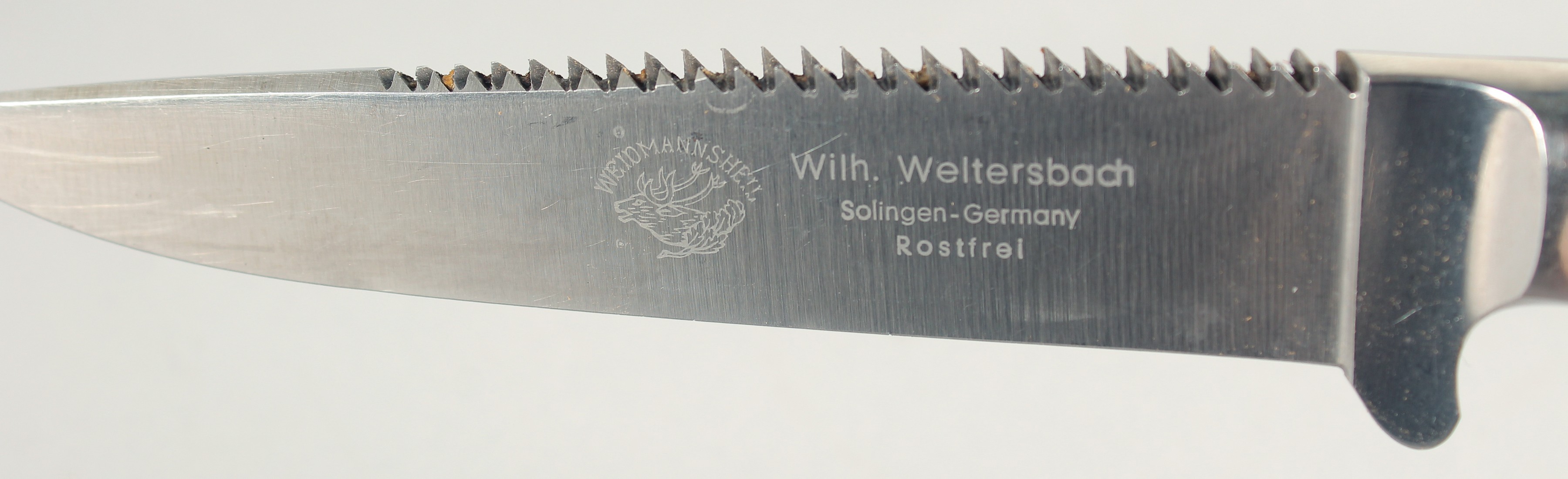 WEIDMANNSHELL, WILH. WELTERSBACH, SOLINGEN-GERMANY ROSTFREI, a large and a small knife with antler - Image 7 of 10