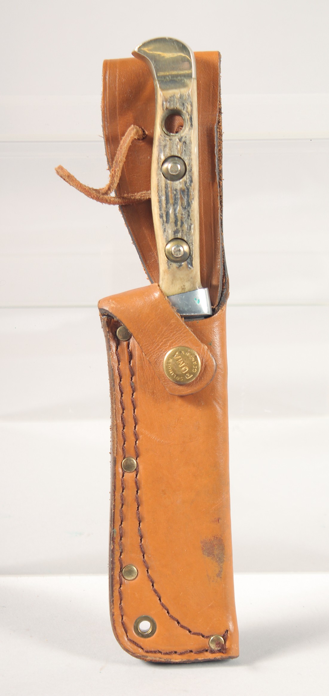 THE 637 PUMA-SKINNER KNIFE WITH SUPER KEEN CUTTING STEEL, with antler handle, in a leather sheath, - Image 5 of 5