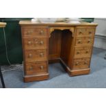 A good Georgian style mahogany kneehole pedestal desk.