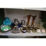 Decorative china, glassware and collectables.