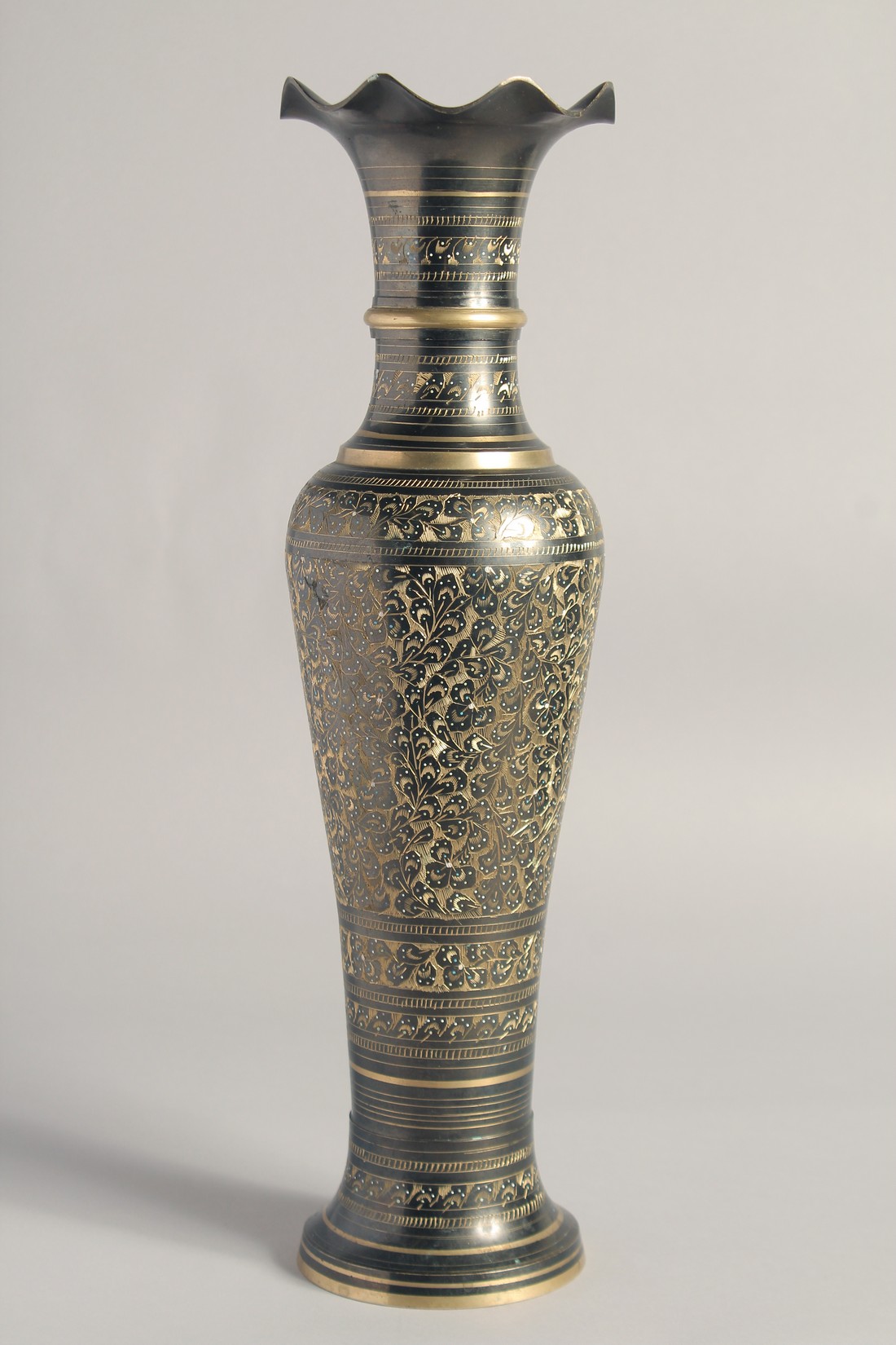 A FINE INDIAN METAL VASE, with engraved decoration, 40.5cm high. - Image 3 of 8