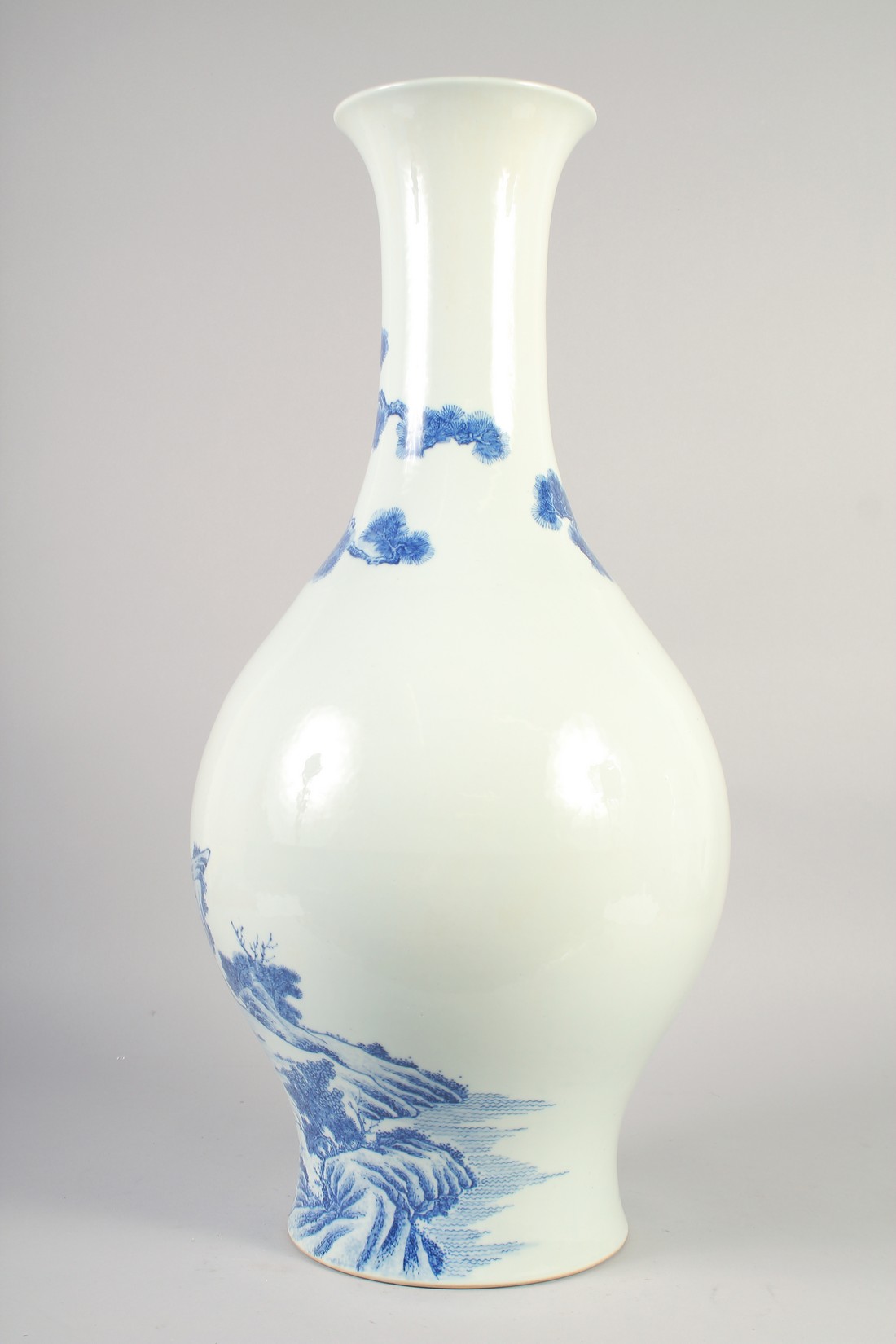 A LARGE EARLY 20TH CENTURY CHINESE BLUE AND WHITE VASE, painted with deer beside a pine tree, six- - Image 3 of 7
