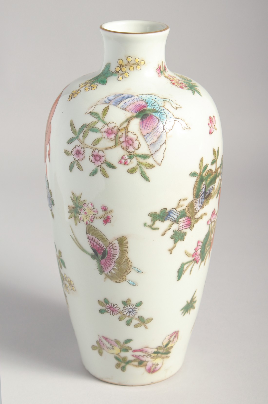 A CHINESE FAMILLE ROSE PORCELAIN BUTTERFLY VASE, base with character mark in red, 25cm high.