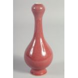 A SMALL CHINESE RED PORCELAIN GARLIC TOP VASE. Mark in blue.
