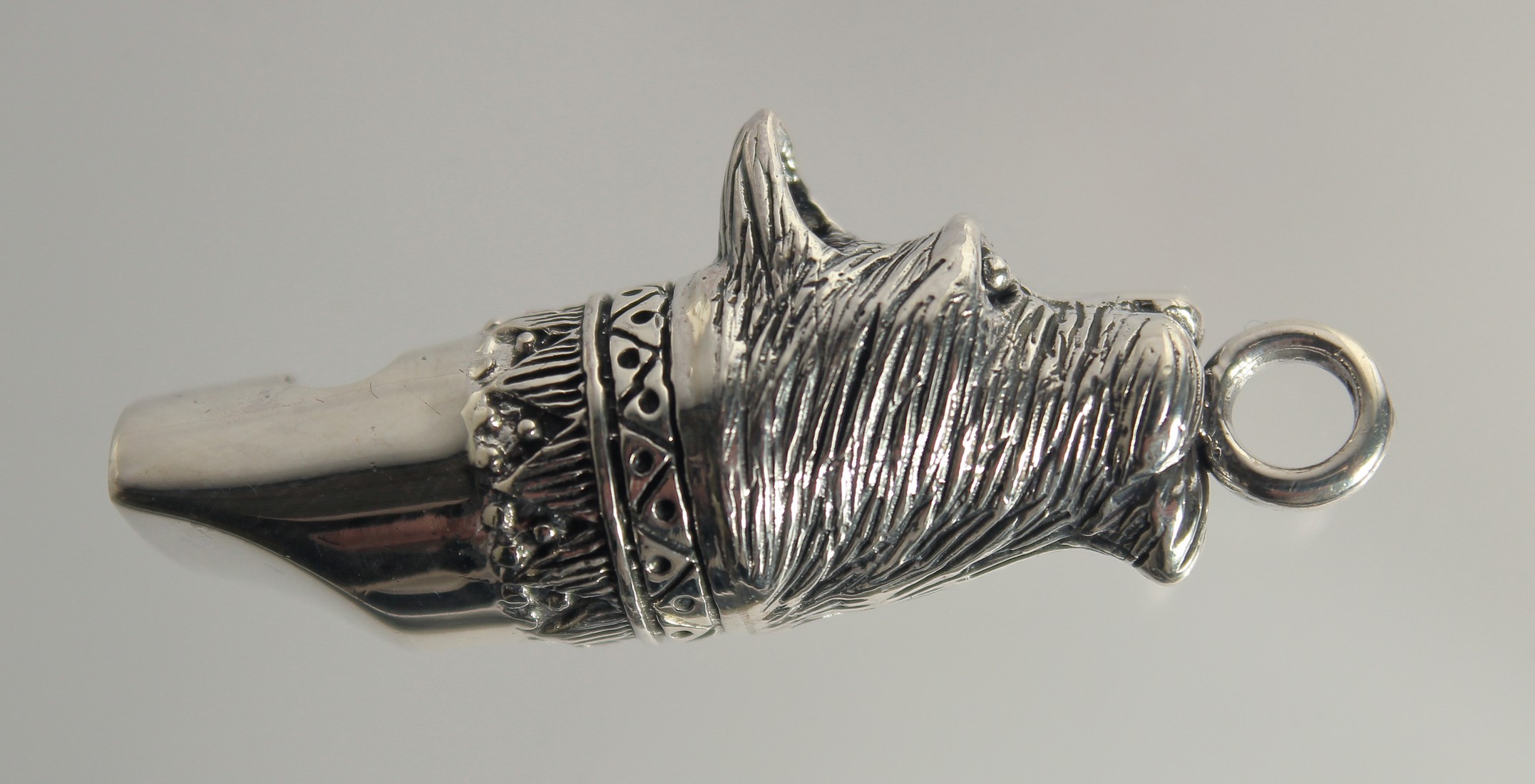 A SILVER NOVELTY SCOTTIE DOG WHISTLE, 1.75" LONG. - Image 2 of 3