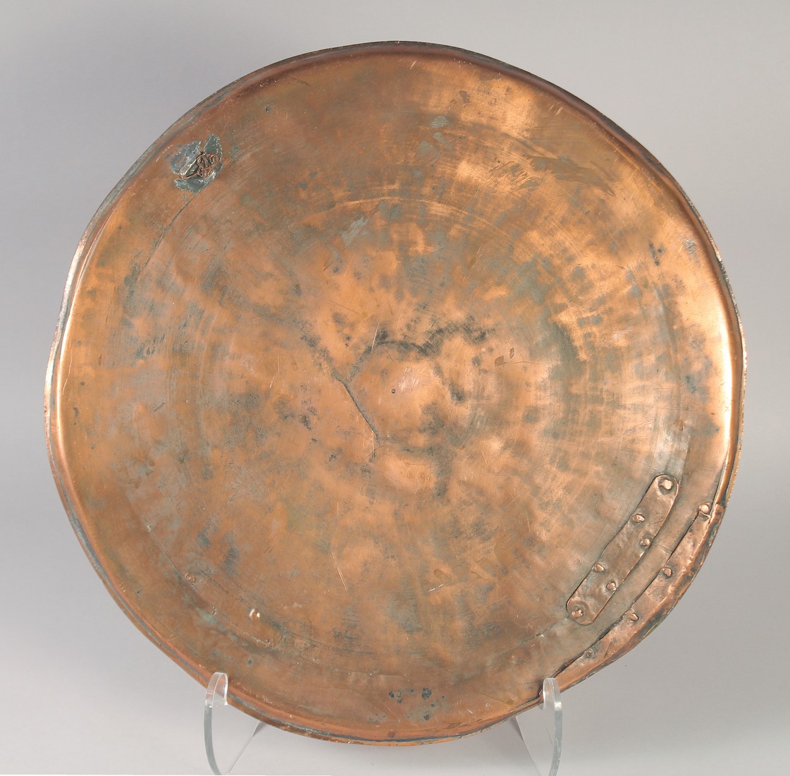 A LARGE JEWISH ENGRAVED COPPER TRAY, 46cm diameter. - Image 3 of 3