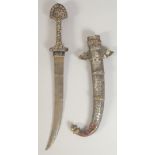 AN ISLAMIC SILVER INLAID DAGGER AND SCABBARD, 40cm long.