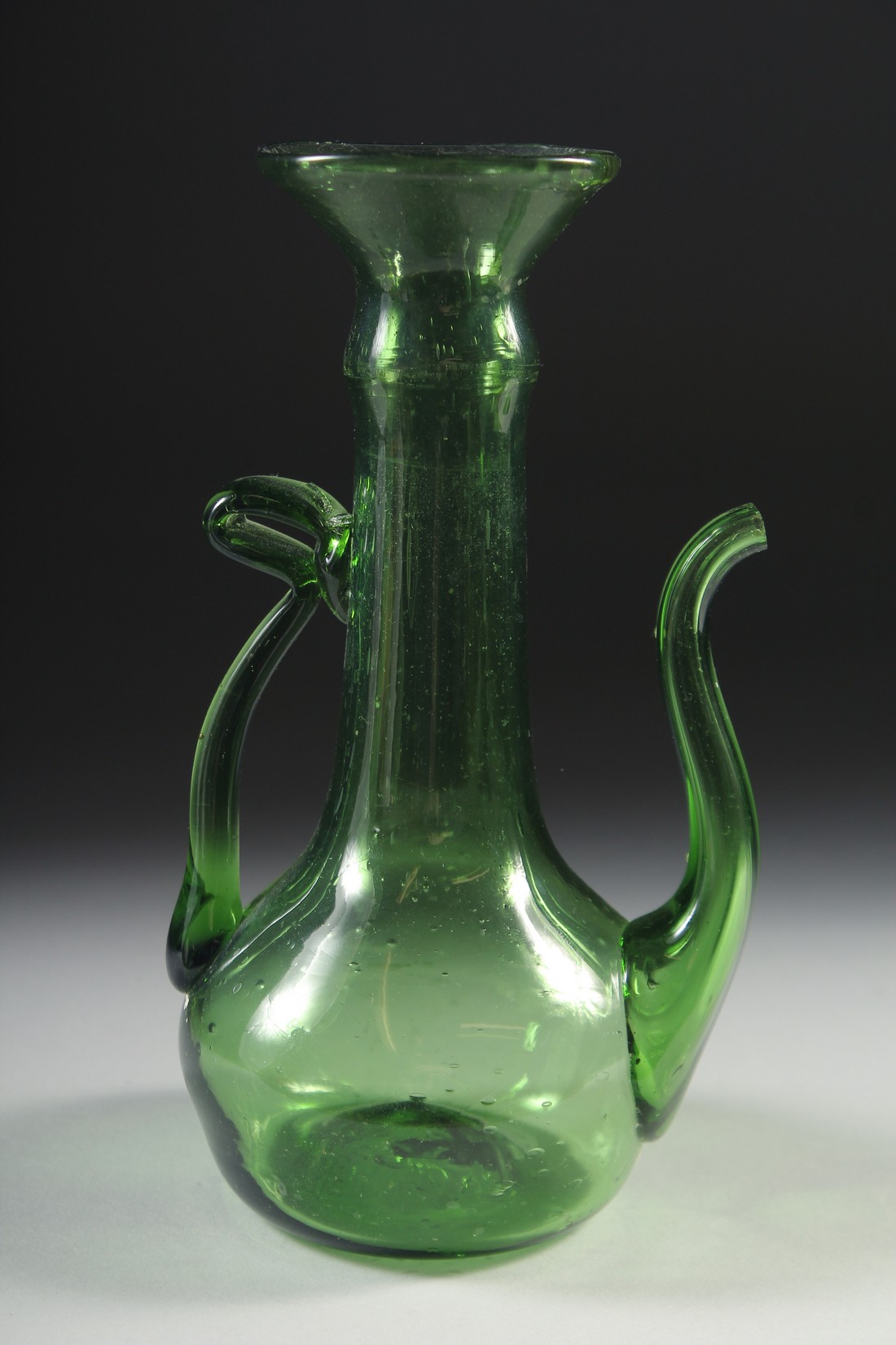 AN 18TH-19TH CENTURY PERSIAN BLOWN GLASS EWER, 16.5cm high. - Image 3 of 6