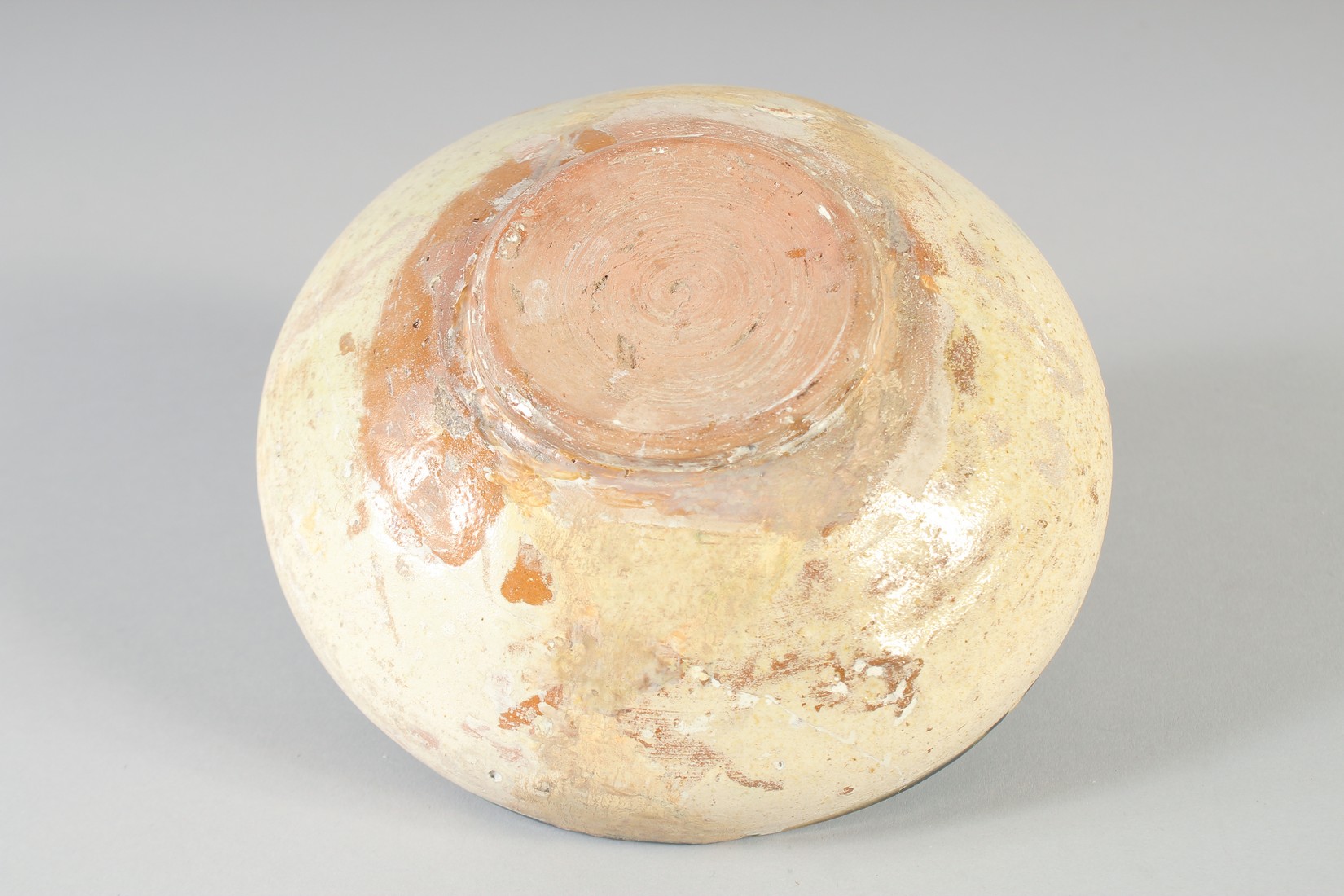 A 10TH-11TH CENTURY PERSIAN SPLASH WARE POTTERY BOWL, 19cm diameter. - Image 3 of 3