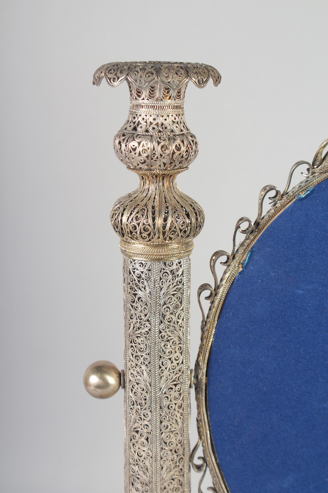 A VERY FINE AND LARGE 19TH CENTURY OTTOMAN TURKISH PARCEL GILT FILIGREE SILVER MIRROR, on a later - Image 10 of 14