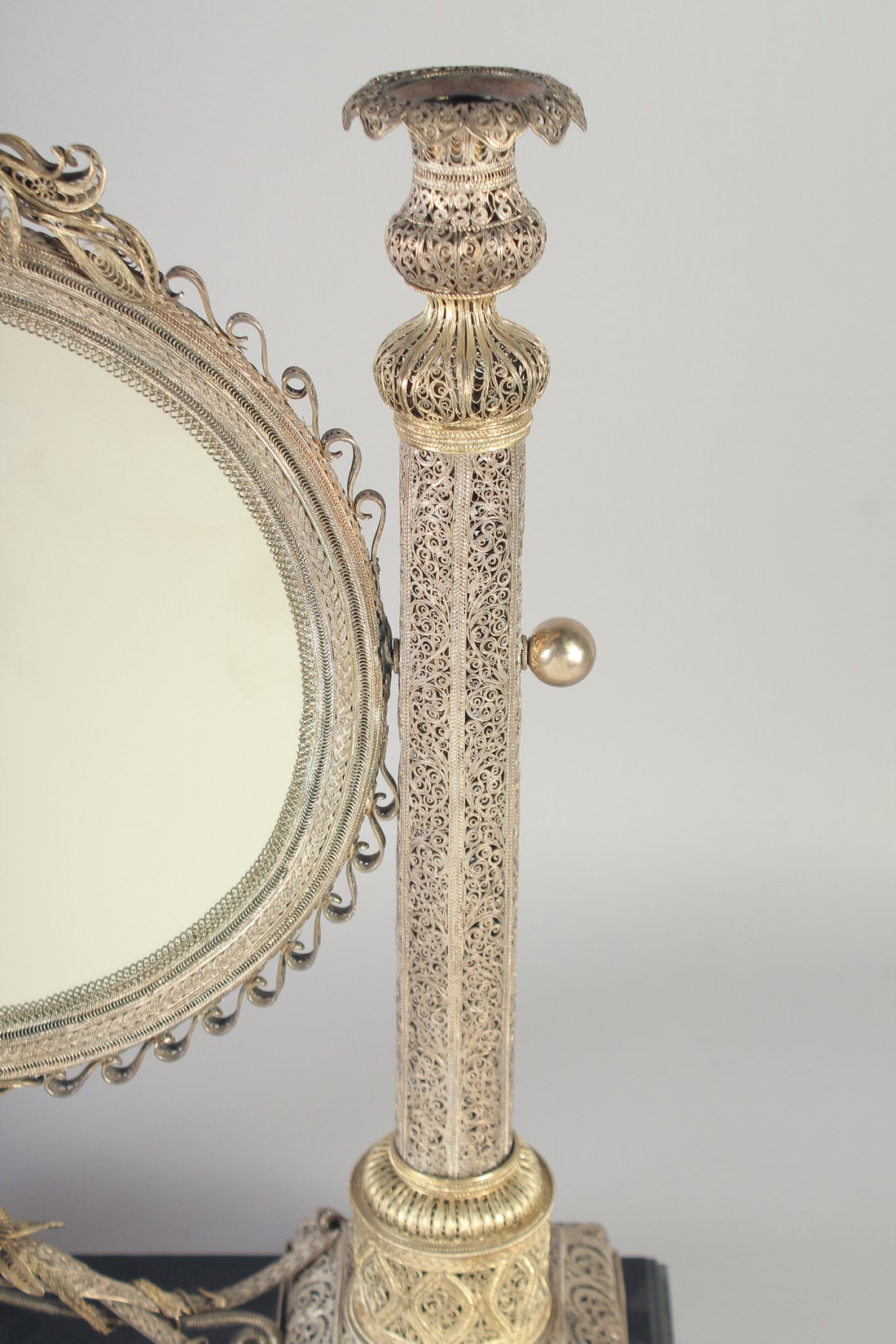 A VERY FINE AND LARGE 19TH CENTURY OTTOMAN TURKISH PARCEL GILT FILIGREE SILVER MIRROR, on a later - Image 3 of 14