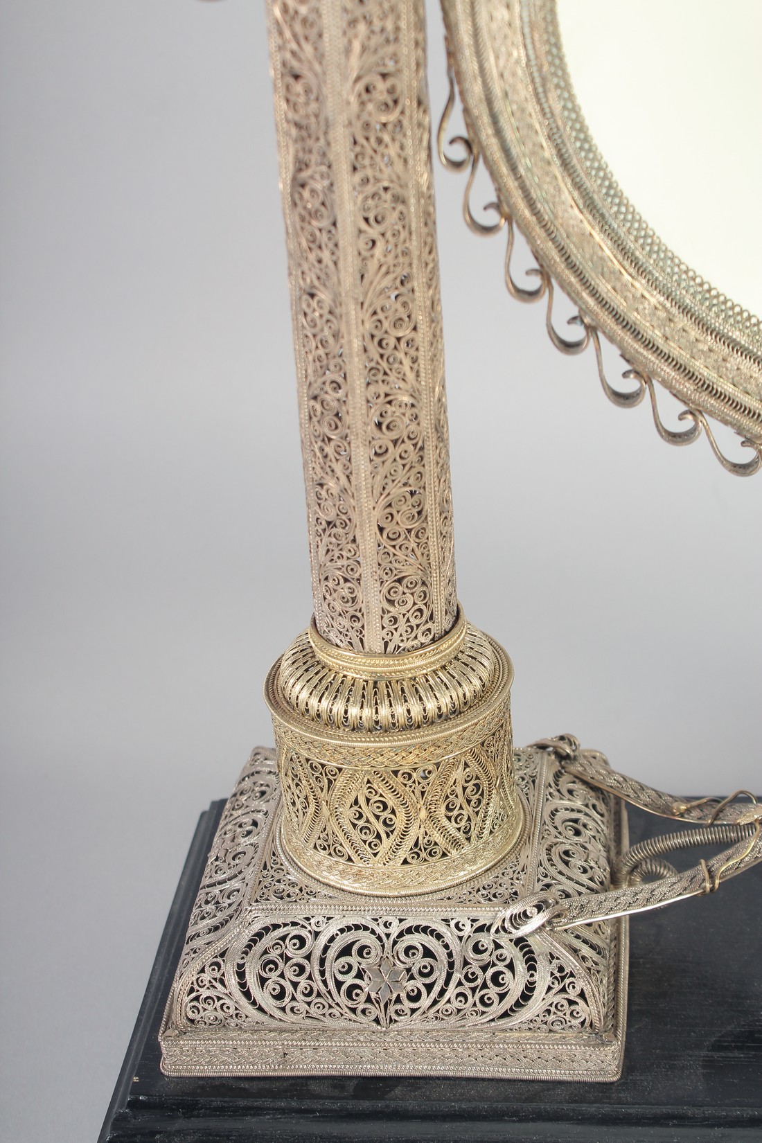 A VERY FINE AND LARGE 19TH CENTURY OTTOMAN TURKISH PARCEL GILT FILIGREE SILVER MIRROR, on a later - Image 7 of 14