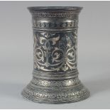 A FINE AND UNUSUAL 18TH-19TH CENTURY LARGE INDIAN BIDRI SILVER INLAID CANDLESTICK / TORCH STAND,