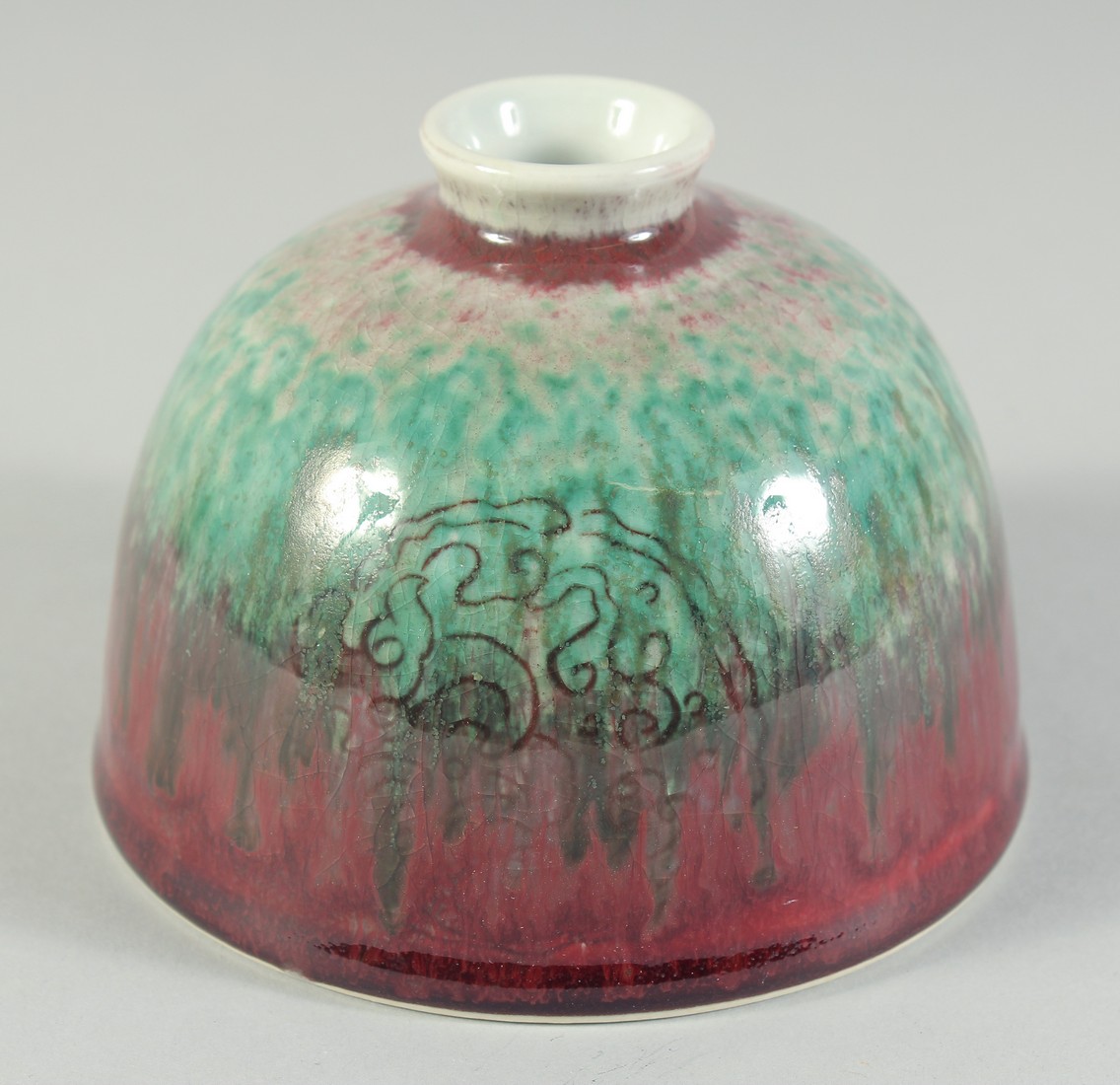 A CHINESE FLAMBE GLAZE WATER POT, 12.5cm diameter.