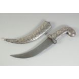AN INDIAN SILVER INLAID DAGGER AND SCABBARD, with damascened steel blade, 35cm long overall.