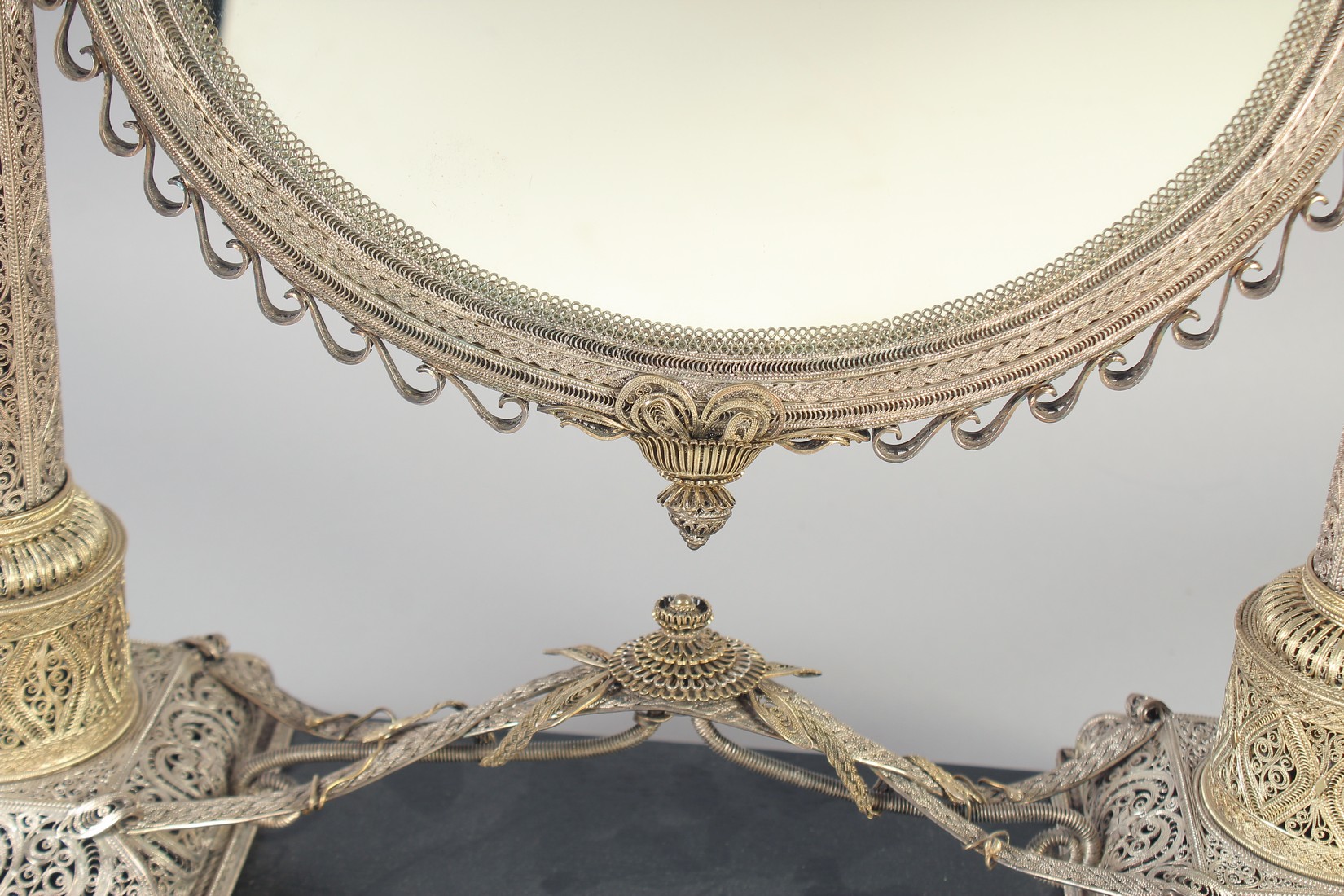 A VERY FINE AND LARGE 19TH CENTURY OTTOMAN TURKISH PARCEL GILT FILIGREE SILVER MIRROR, on a later - Image 5 of 14