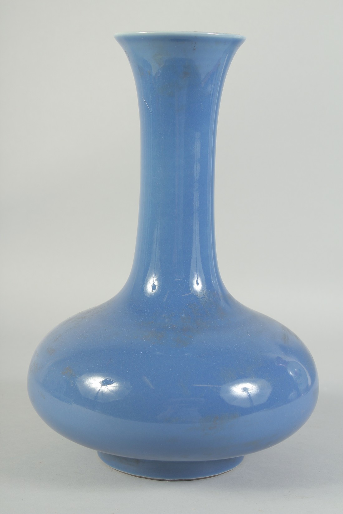 A CHINESE PORCELAIN BLUE BULBOUS VASE. 13ins high. - Image 2 of 4
