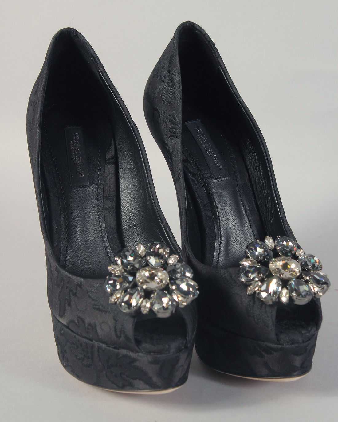 A PAIR OF DOLCE AND GABBANA HIGH HEEL SHOES with crystals. Size 36.5.