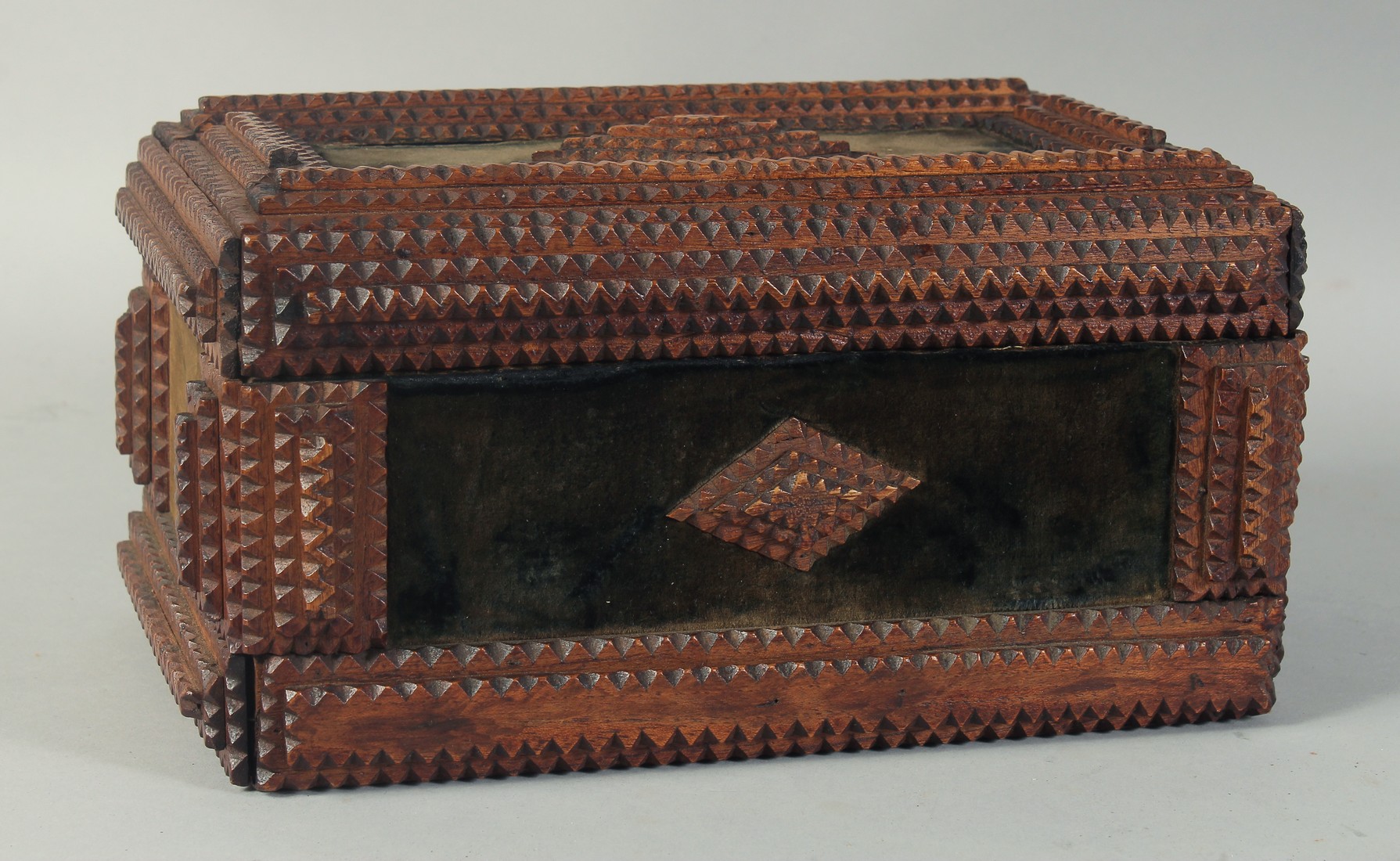 A TAMPART VELVET LINED WOODEN BOX. 10ins long.