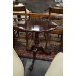 A Georgian style mahogany tilt-top tripod table.