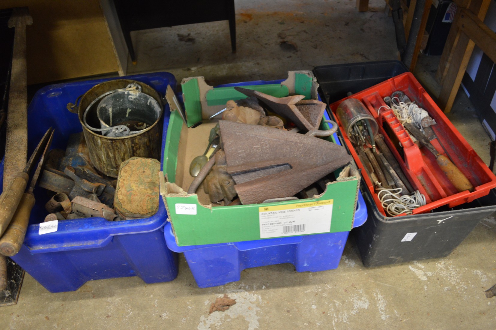 Large quantity of tools and accessories. - Image 3 of 4