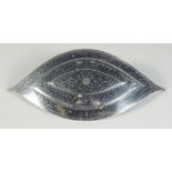 A FINE LARGE 19TH CENTURY SOUTH EAST ASIAN NIELLO SILVER BELT BUCKLE - possibly Indonesian or