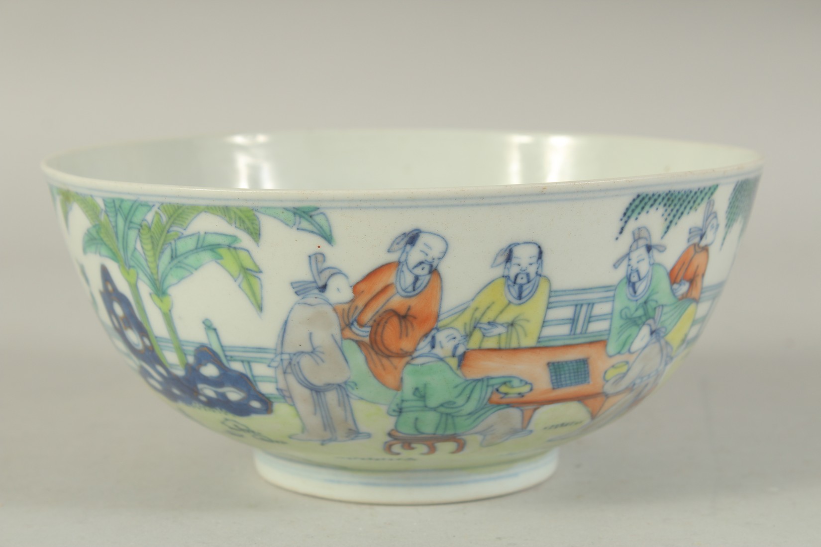 AN 19TH CENTURY CHINESE PORCELAIN BOWL, painted with various figures in an outdoor setting, the base - Image 2 of 7