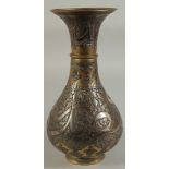 A FINE 19TH CENTURY ISLAMIC SYRIAN DAMASCUS VASE, with a band of broad silvered calligraphy around