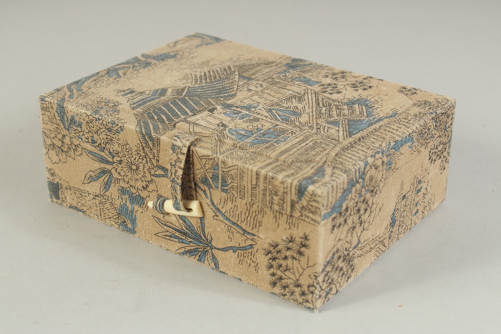 A FINE EARLY 20TH CENTURY CHINESE SOAPSTONE LANDSCAPE GROUP, with purpose-made stand and fitted box, - Image 8 of 8