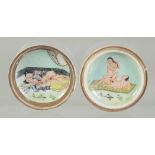 A SMALL CHINESE CIRCULAR PORCELAIN EROTIC BOX.