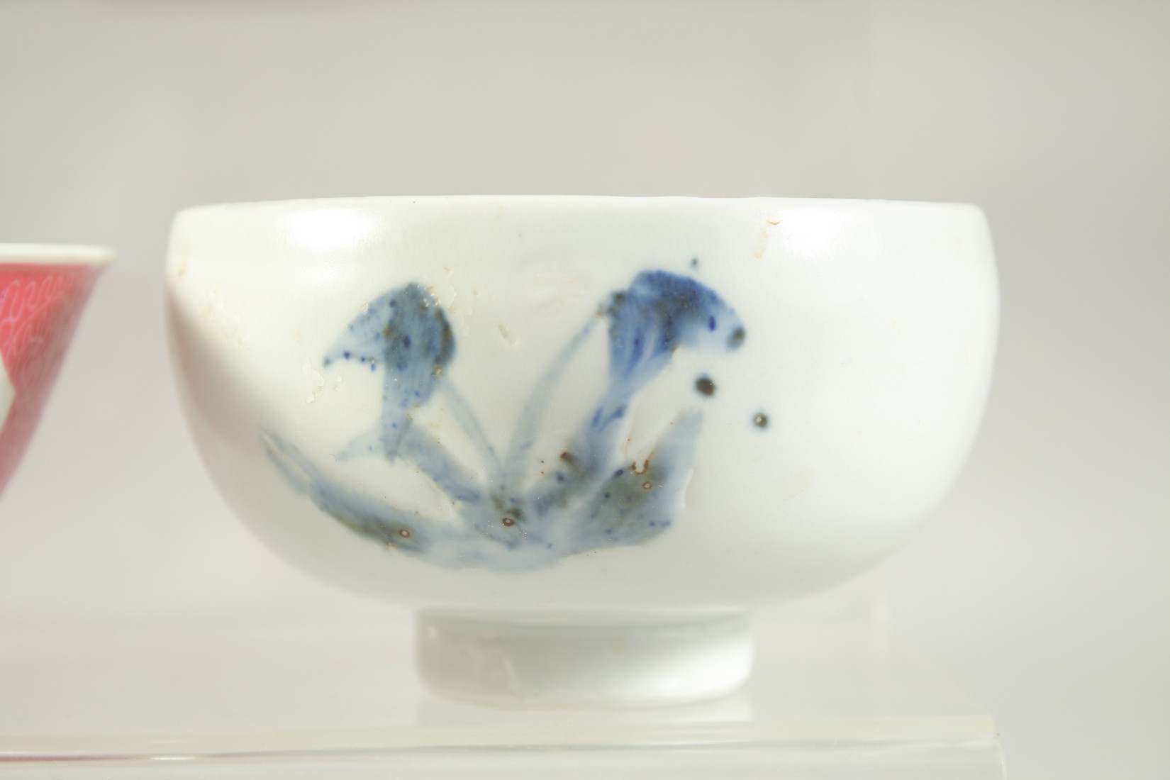 THREE CHINESE PORCELAIN BOWLS, together with a famille rose vase, (4). - Image 13 of 13
