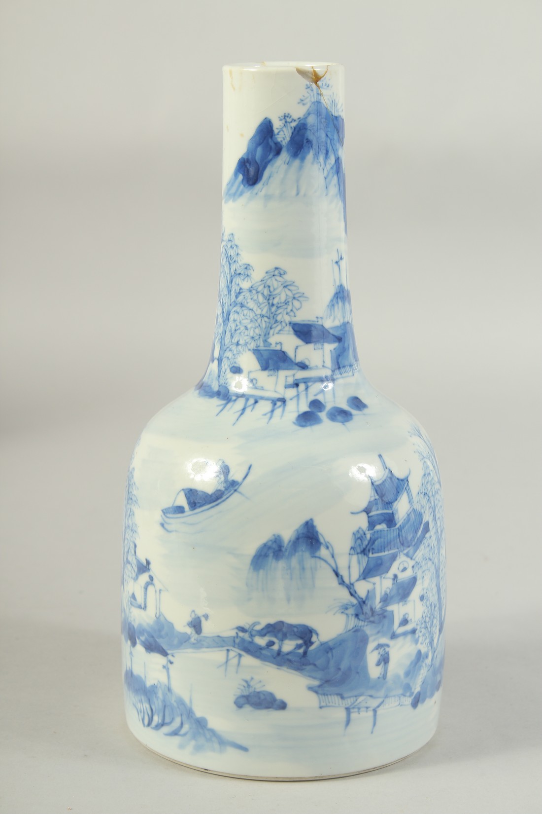 A JAPANESE ARITA BLUE AND WHITE PORCELAIN JUG, painted with landscape and with dragon formed handle, - Image 2 of 8