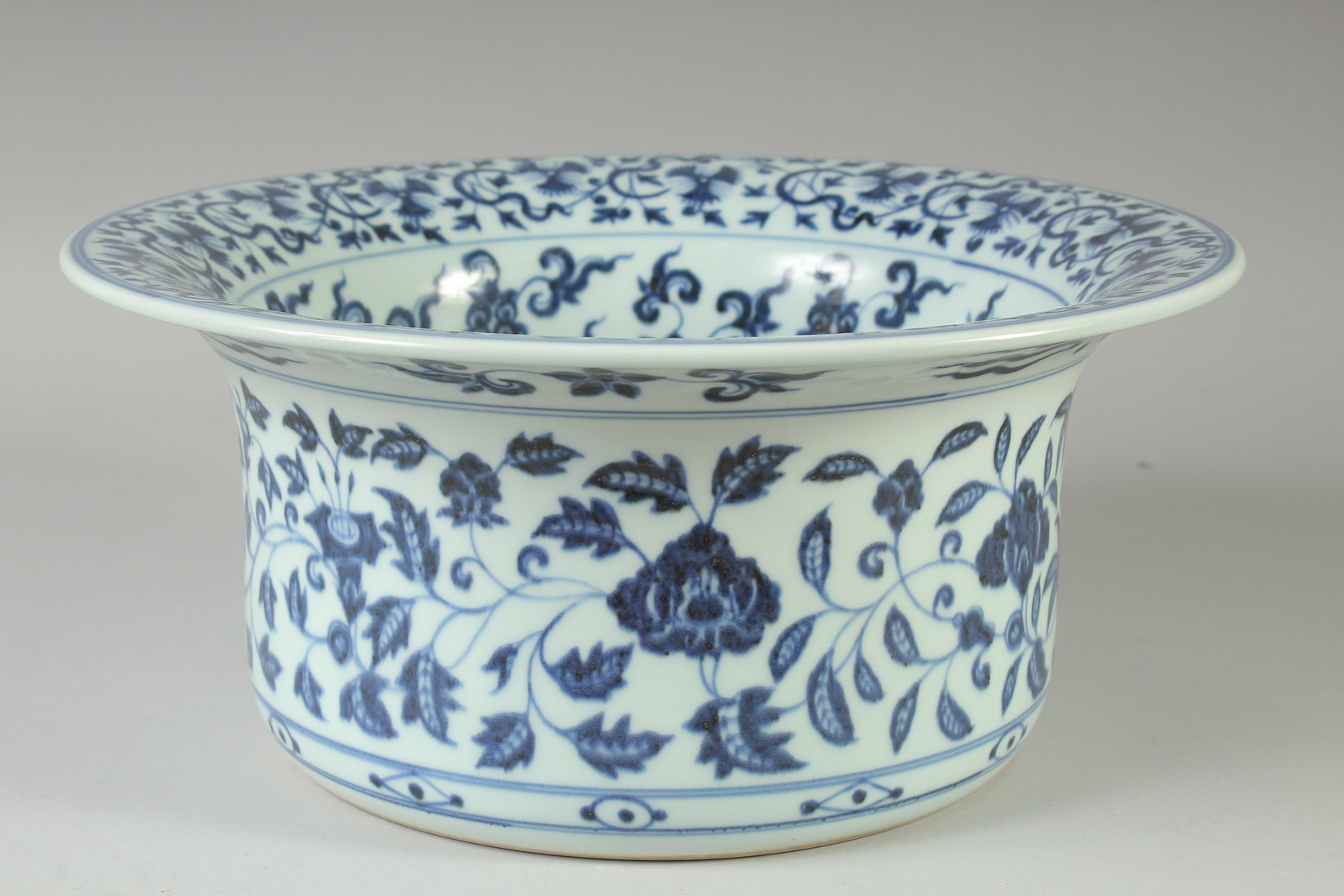 A CHINESE BLUE AND WHITE PORCELAIN WATER BASIN, the interior with auspicious symbols and lotus, 31. - Image 3 of 5